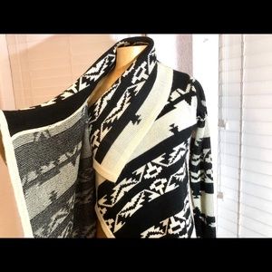 Open Cardigan sweater wrap M white black long sl